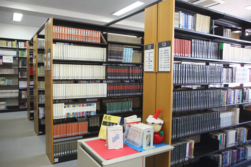 図書室の画像