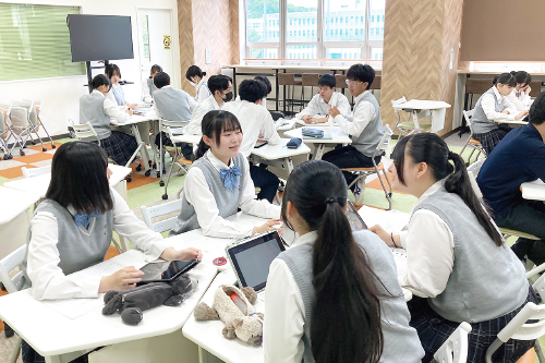 タブレット授業風景