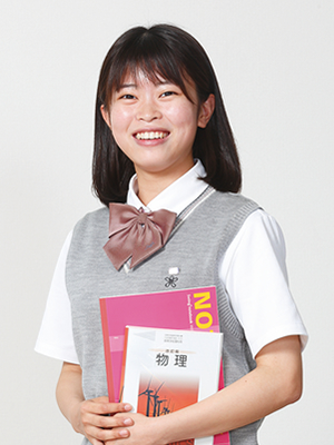 特別進学コース２年 田中 美優 さん 近畿大学附属福岡高等学校 全日制 近畿大学附属福岡高等学校 全日制