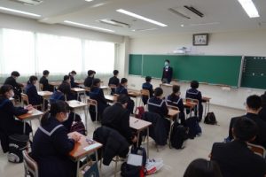 福岡県飯塚市の私立進学校 近畿大学附属福岡高等学校 全日制 近畿大学附属福岡高等学校 全日制